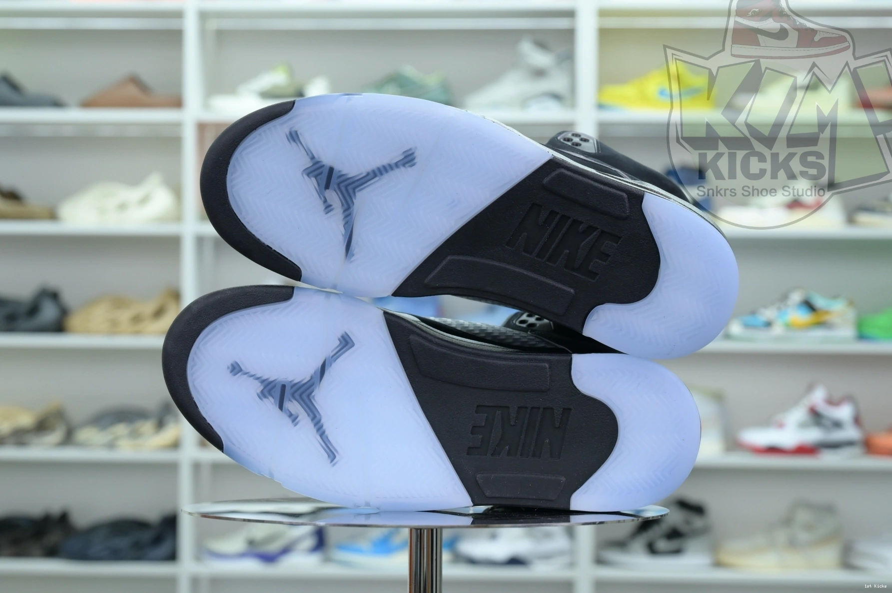 5“BLACK Kimikick Jordan 1856 REIMAGINED” Jordan AllSeason METALLIC Air 0113